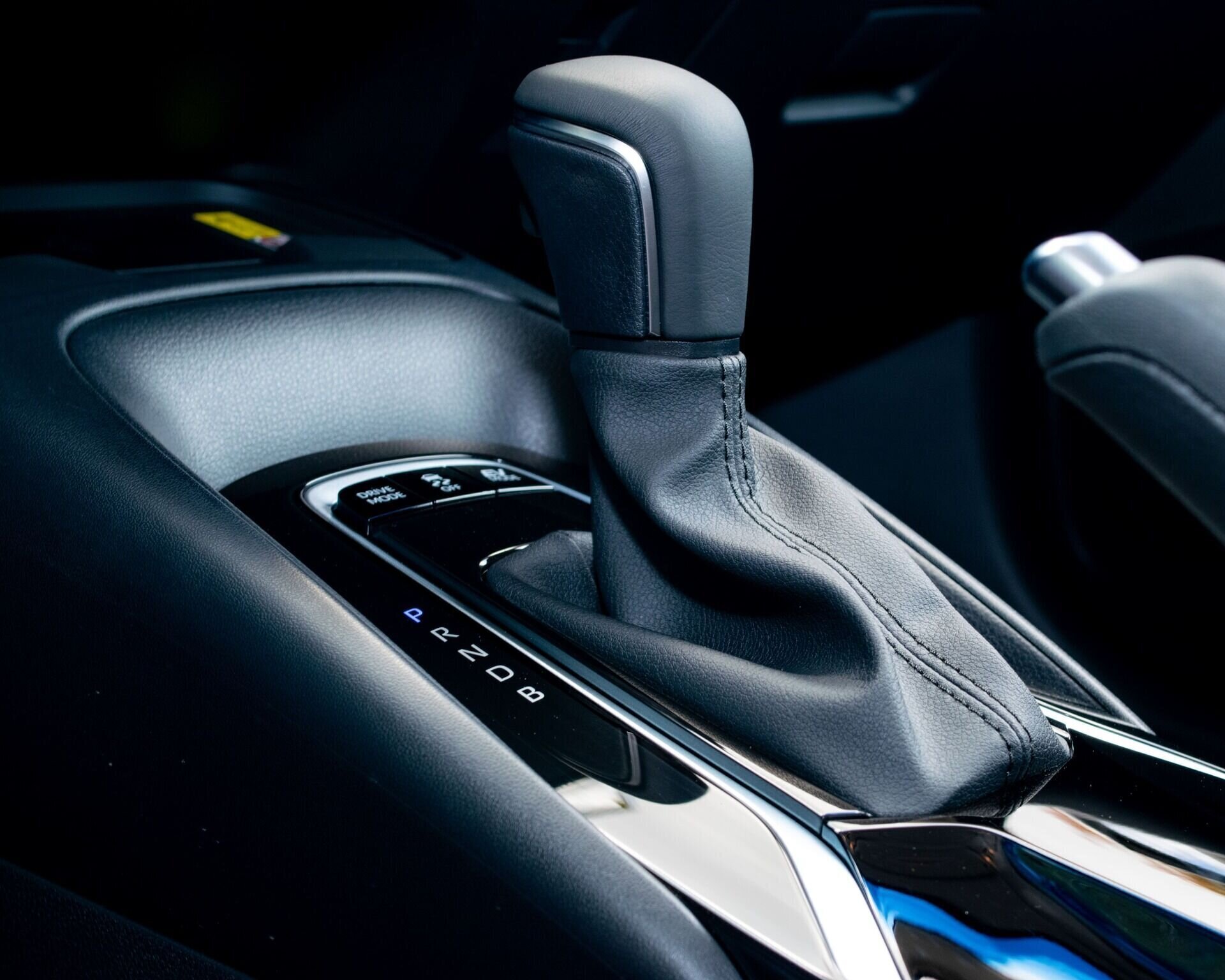 Corolla Hybrid interior 5